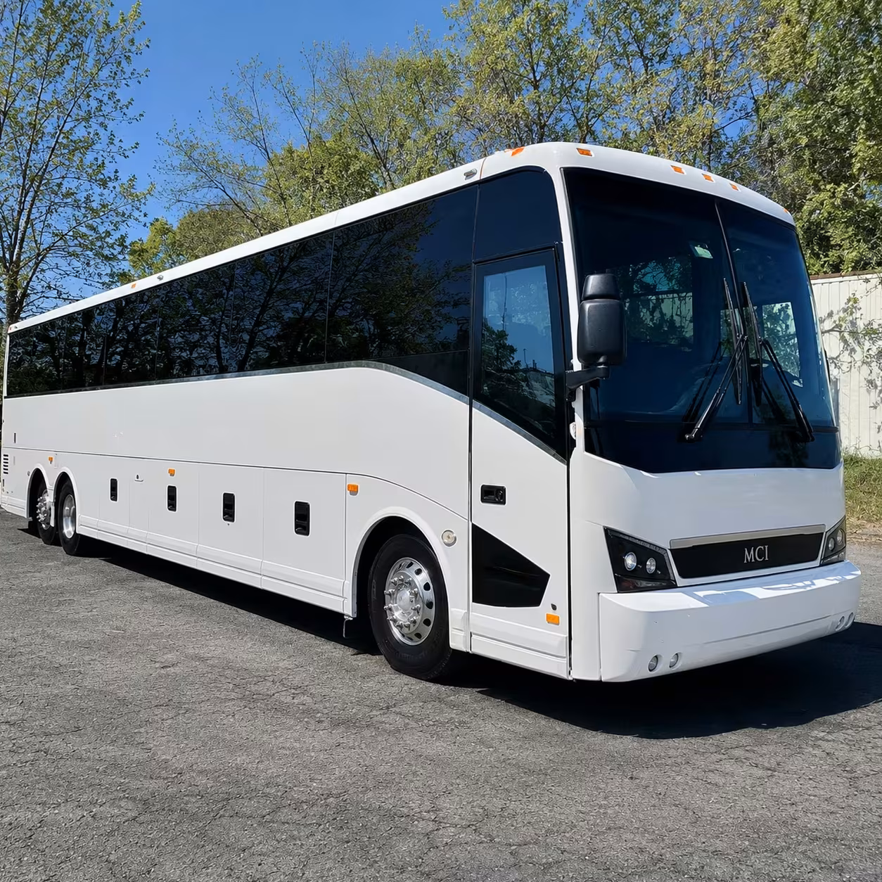employee shuttle buses between plymouth and downtown minneapolis