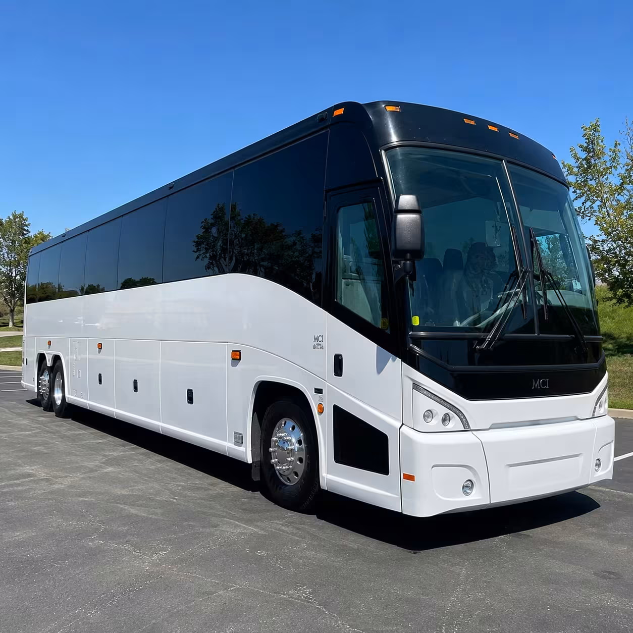 plymouth employee shuttles for daily commuters and corporate campuses