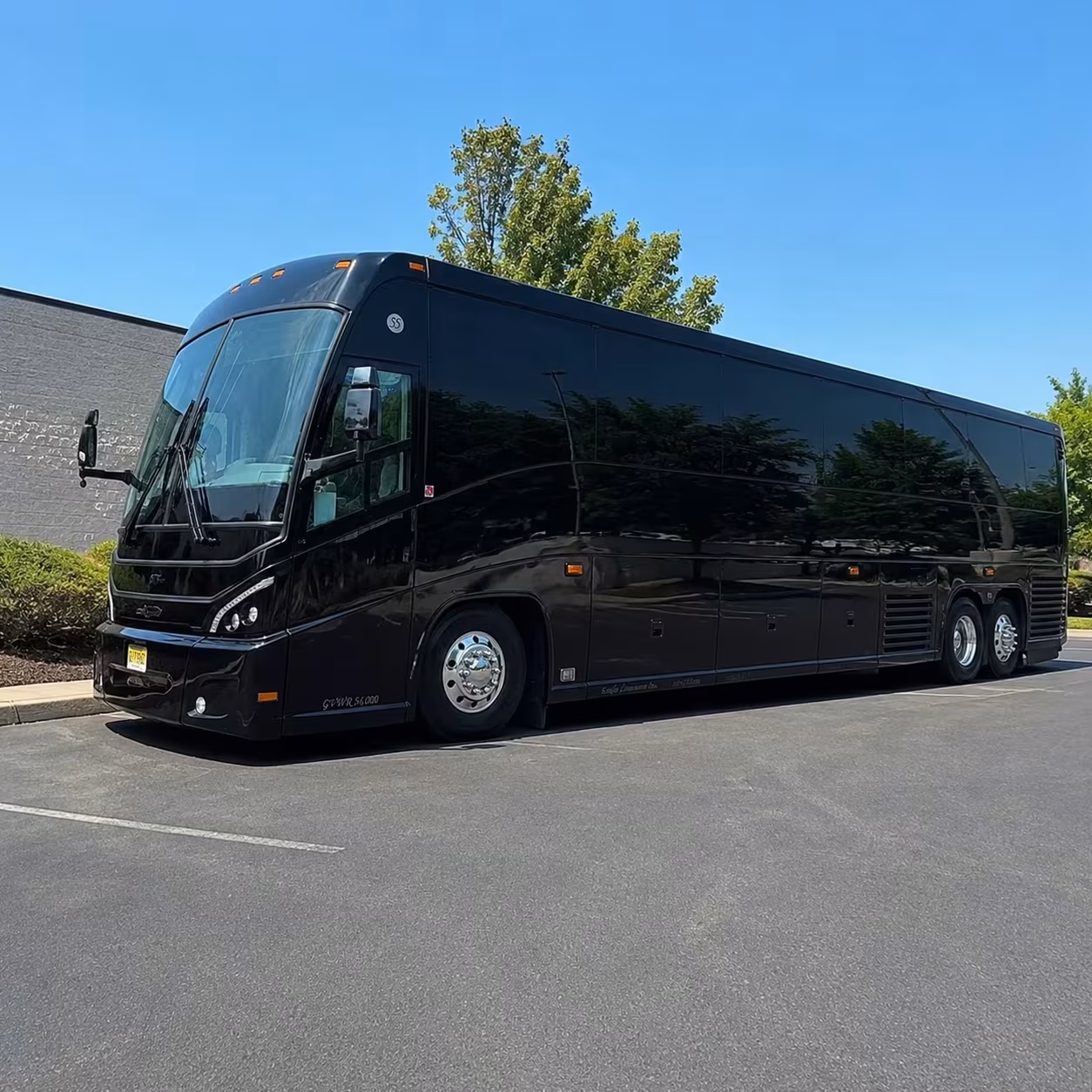 plymouth shuttle buses for msp airport and mall of america