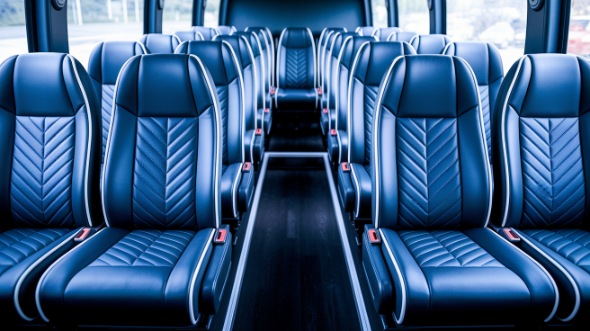 plymouth 18 passenger minibus rental